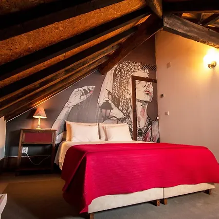 فندق مبيت وإفطار Casa Com Historia كوفيلهَ