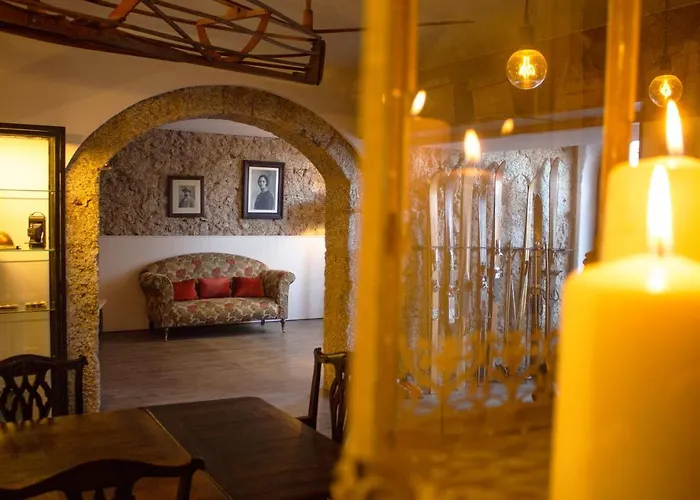 Casa Com Historia 3*