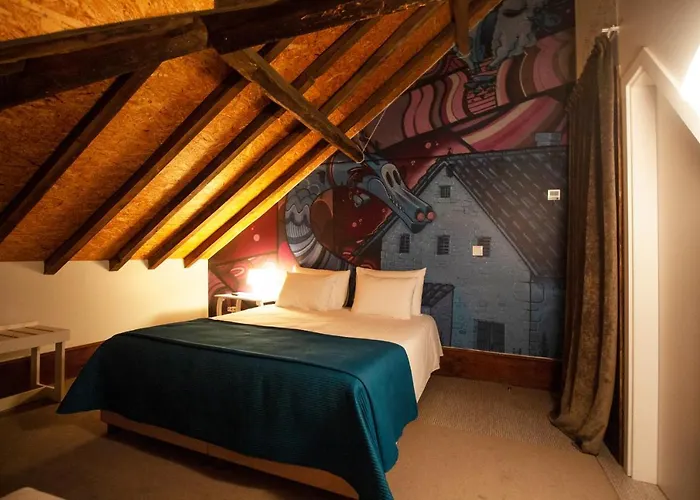 Casa Com Historia 3*